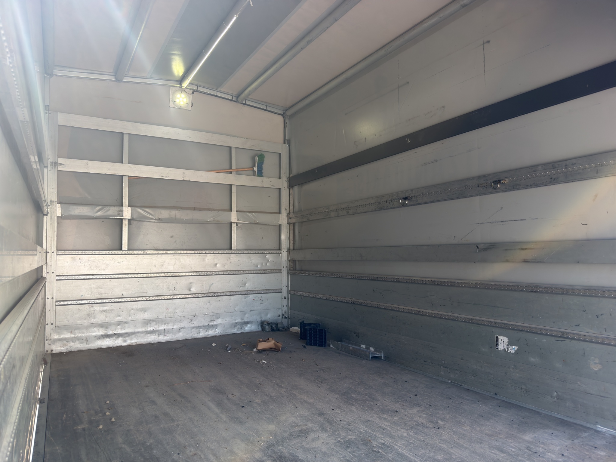 Volkswagen Crafter 35 2.0 TDI Κόφα με Υδραυλική Πόρτα Diesel 2015 - 14
